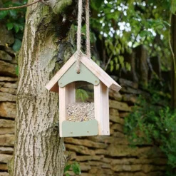Garden Hearth 7 Bird Barn Bird Feeder