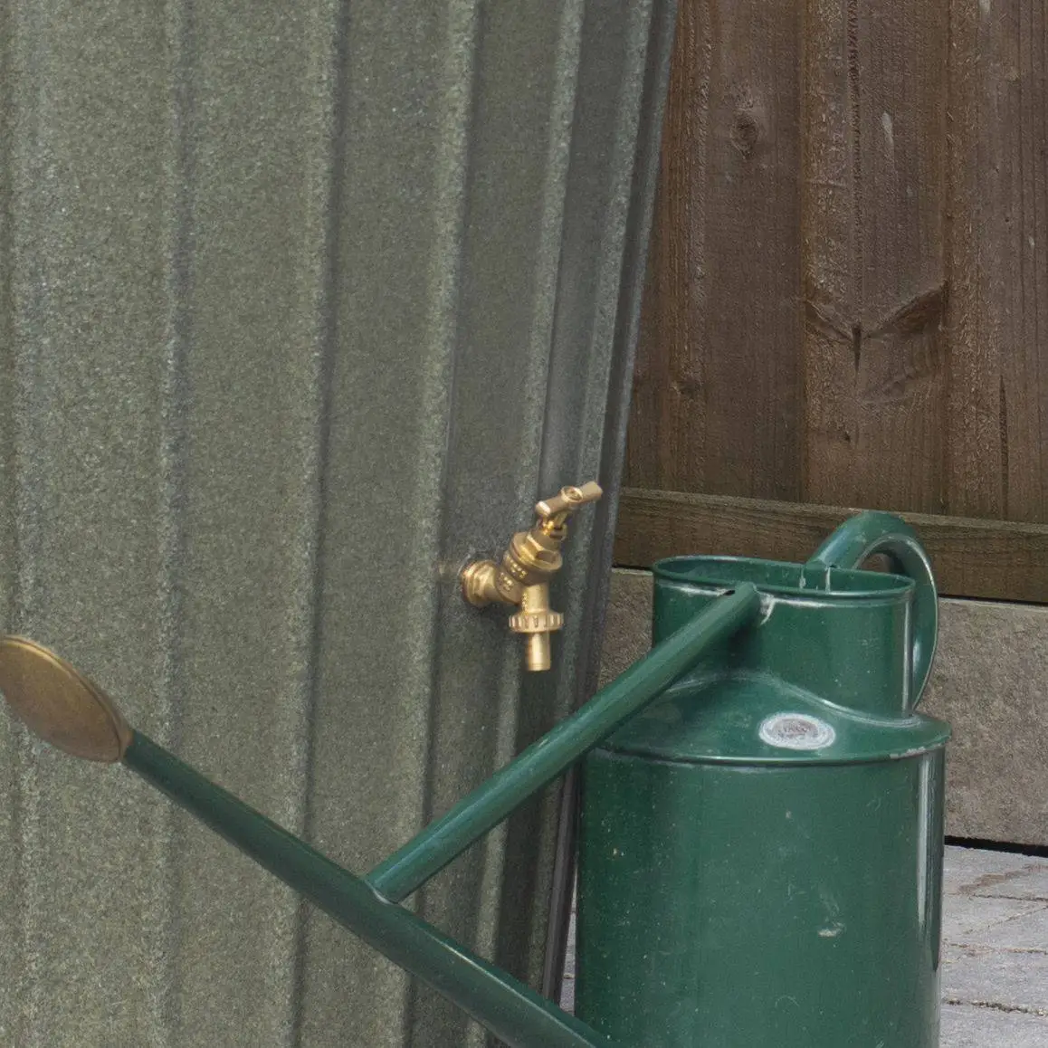 200 Litre Cosmo Water Butt Planter - Green Marble 2 200 Litre Cosmo Water Butt Planter - Green Marble - Image 2