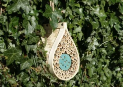 Dewdrop Bee & Bug Hotel 6 Dewdrop Bee & Bug Hotel -Garden Hearth dewih 3 jpg