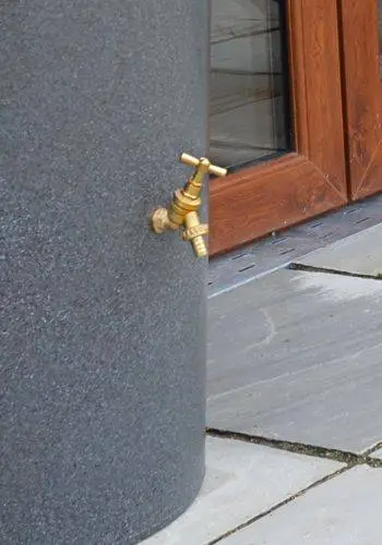 380L Garden Planter Water Butt Millstone Grit With Tap Kit & Diverter 3 380L Garden Planter Water Butt Millstone Grit With Tap Kit & Diverter - Image 3